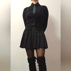 Black Pleated Mini Skirt